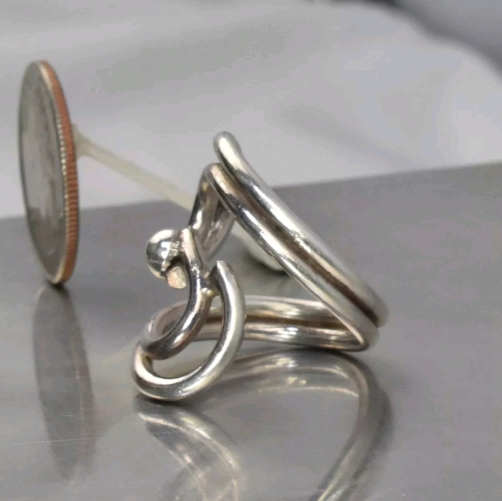 Artisan Sterling Handcrafted Unique Ring Size 7 - image 3